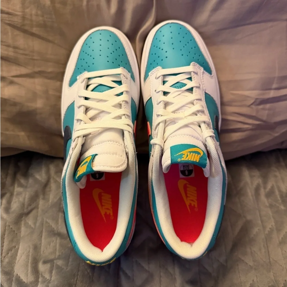 Nike  Dunk low ‘Dusty cactus’ Brand new